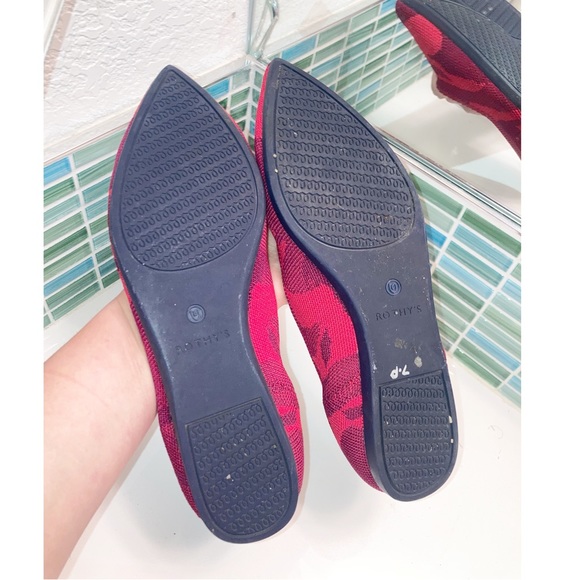 Rothy's The Point in Red Camo - Picture 8 of 12